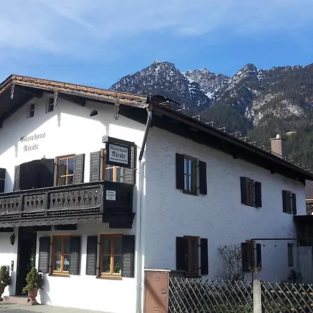 Gaestehaus Nicole Garmisch-Partenkirchen