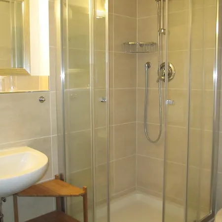 Affittacamere Gaestehaus Nicole *