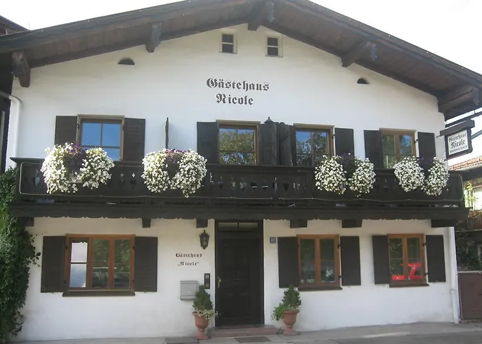 Penzion Gaestehaus Nicole Garmisch-Partenkirchen
