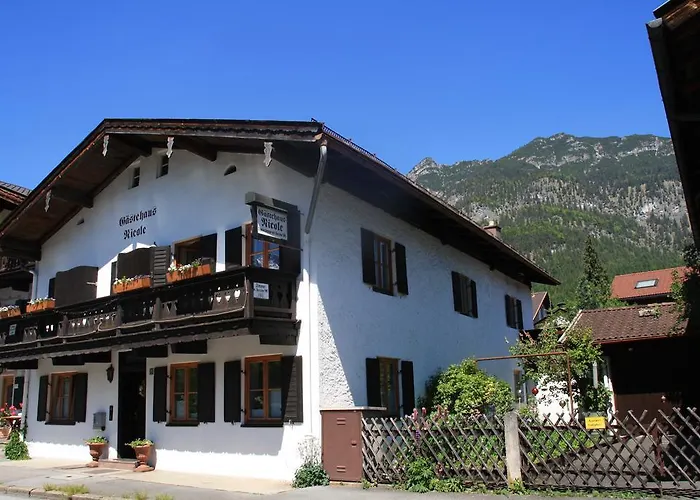 Penzion Gaestehaus Nicole 3*